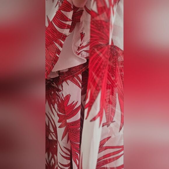 🎁Revamped Red and White Skirt With Shorts - Picture 5 of 6